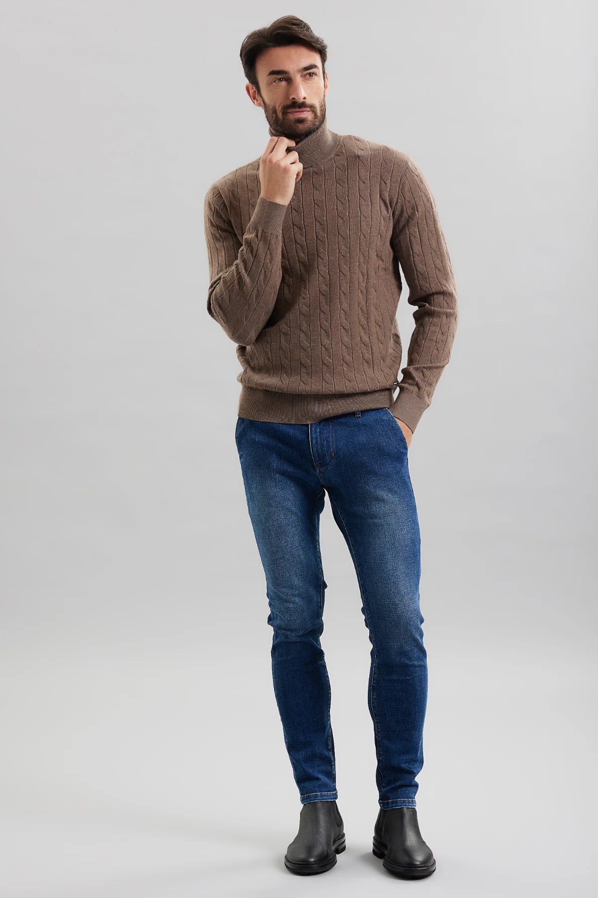 UT00169 - JEANS - TAKE TWO