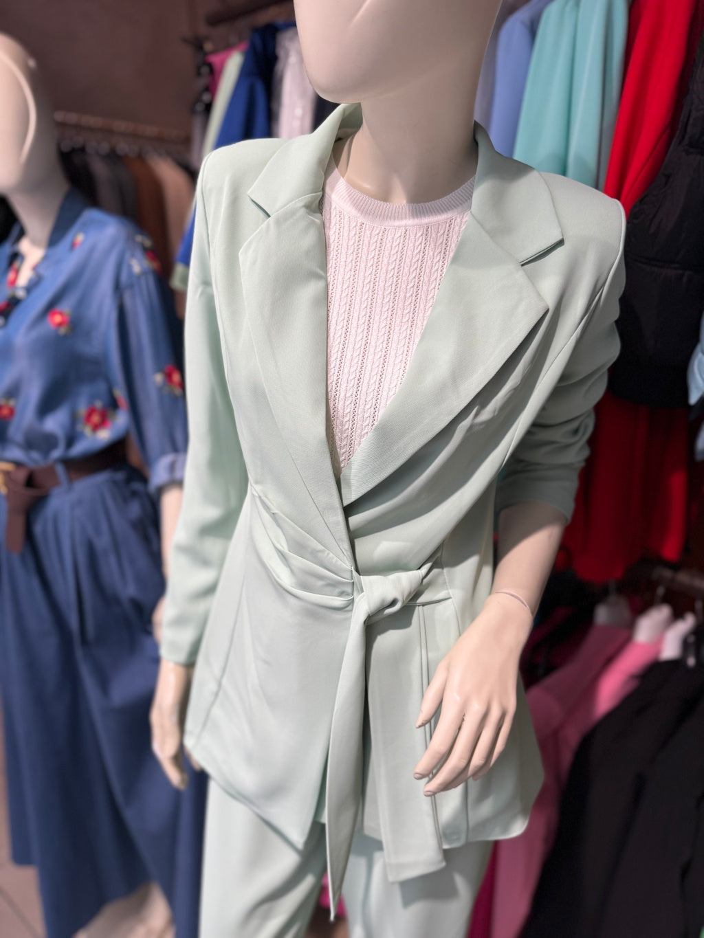 05-A171 - TAILLEUR - EXTYN