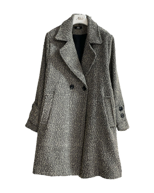 BE5710A - Cappotto - AKE'