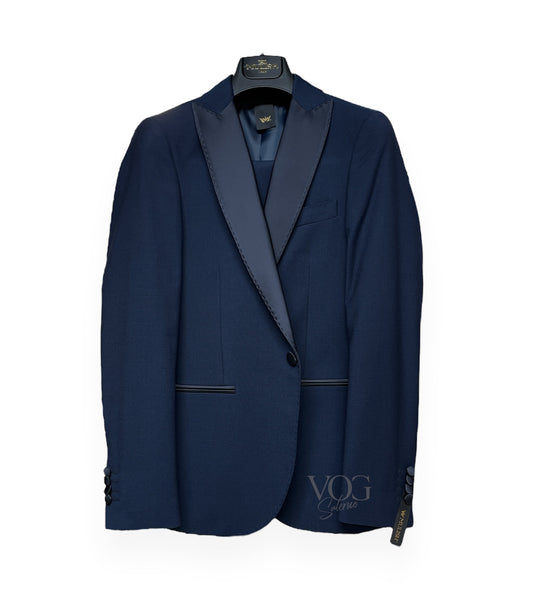 AB213-CAL004 - Tuxedo - MULISH