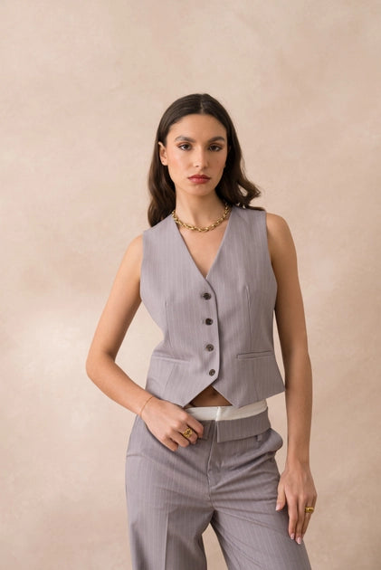 G2572 - Vest - ATTENTION