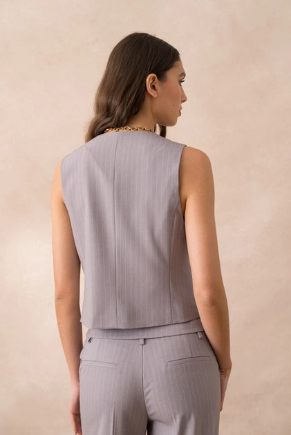 G2572 - Vest - ATTENTION