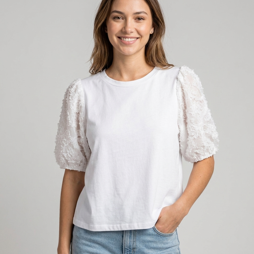 T-shirt donna con maniche palloncino decorate AG44ATA - HAILYS